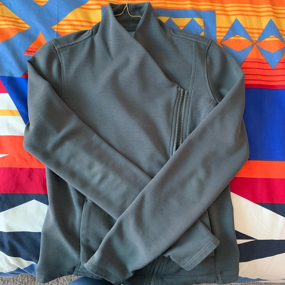 Fleece lined casual zip up